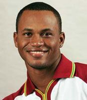 Marlon Samuels prolonged the match with his 76*