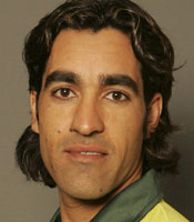 Umar Gul got the Man of the Match award