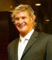 All-rounder Shane Watson will bat at no.3